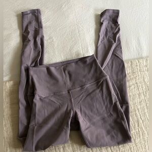 Alo yoga pants